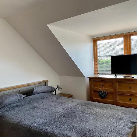 9 Kirk Road Bed & Breakfast Cromdale Bagian luar foto