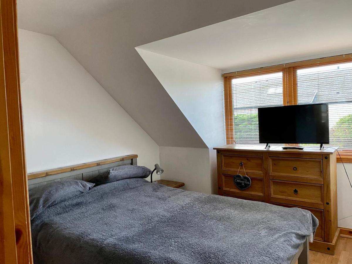 9 Kirk Road Bed & Breakfast Cromdale Bagian luar foto
